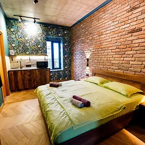 Anbani - Center Daire Tiflis
